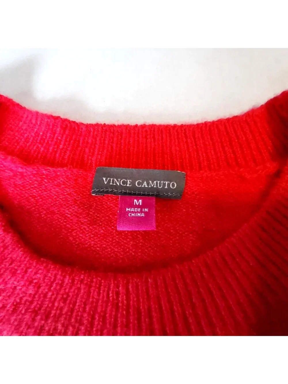 Vince Camuto Womens Tea Berry Red Sweater Size Medium Acrylic Blend  Relaxed fit